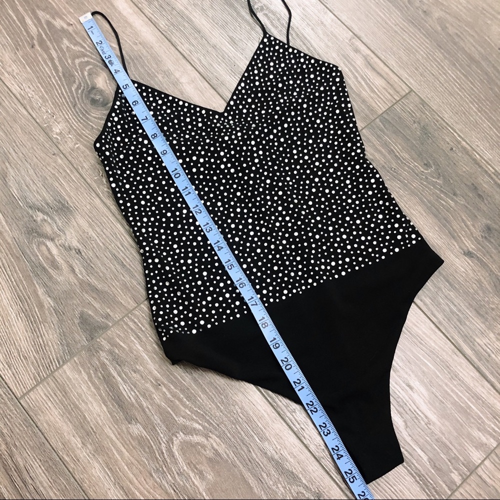SOLD NWT Alice + Olivia Phoebe Crystal Bodysuit - Picture 11 of 11